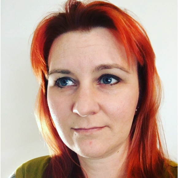 Meet your Posher, Beth - Picture 6 of 11